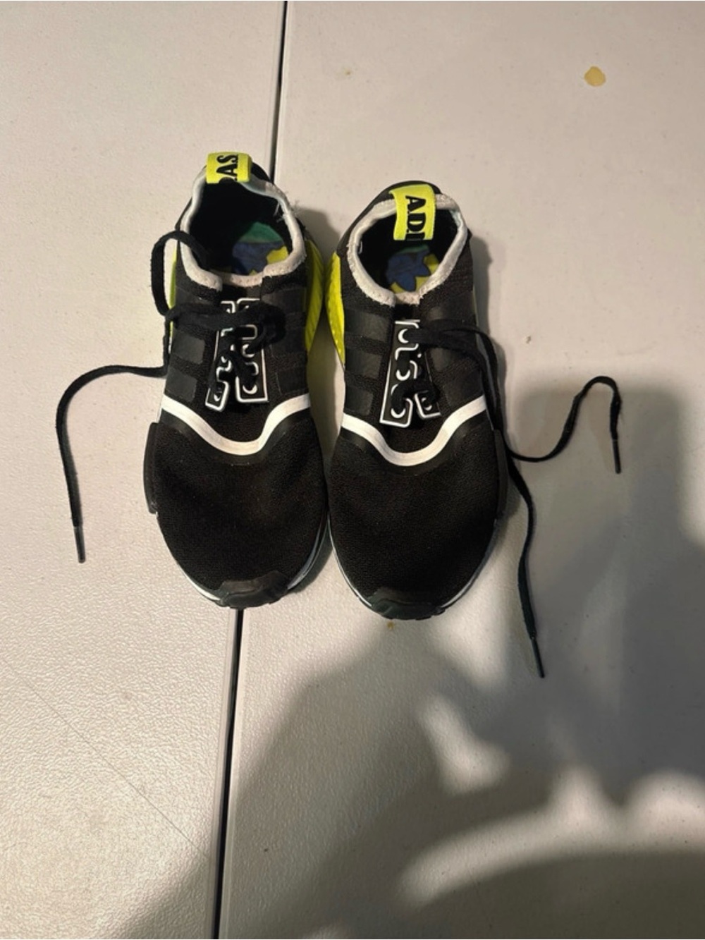 adidas Kids Black & Yellow Lightweight Sneakers